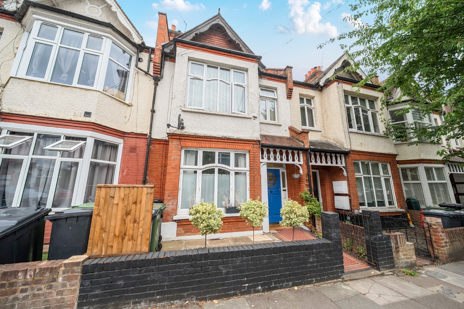 Fernwood Avenue, Streatham, London, SW16