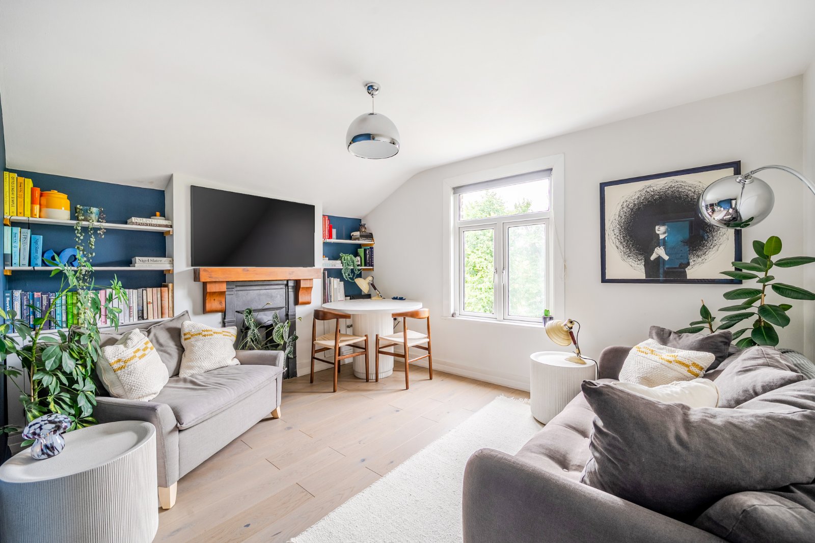 Fernwood Avenue, Streatham, London, SW16