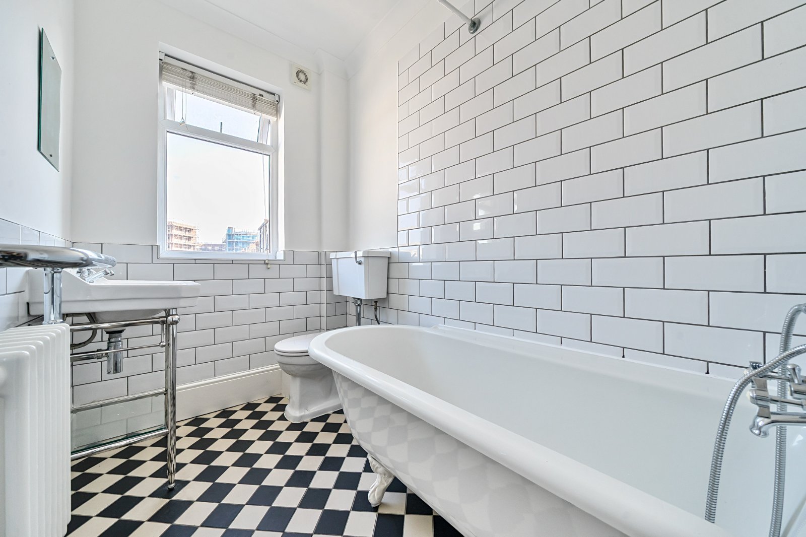 Links Road, Tooting, London, SW17