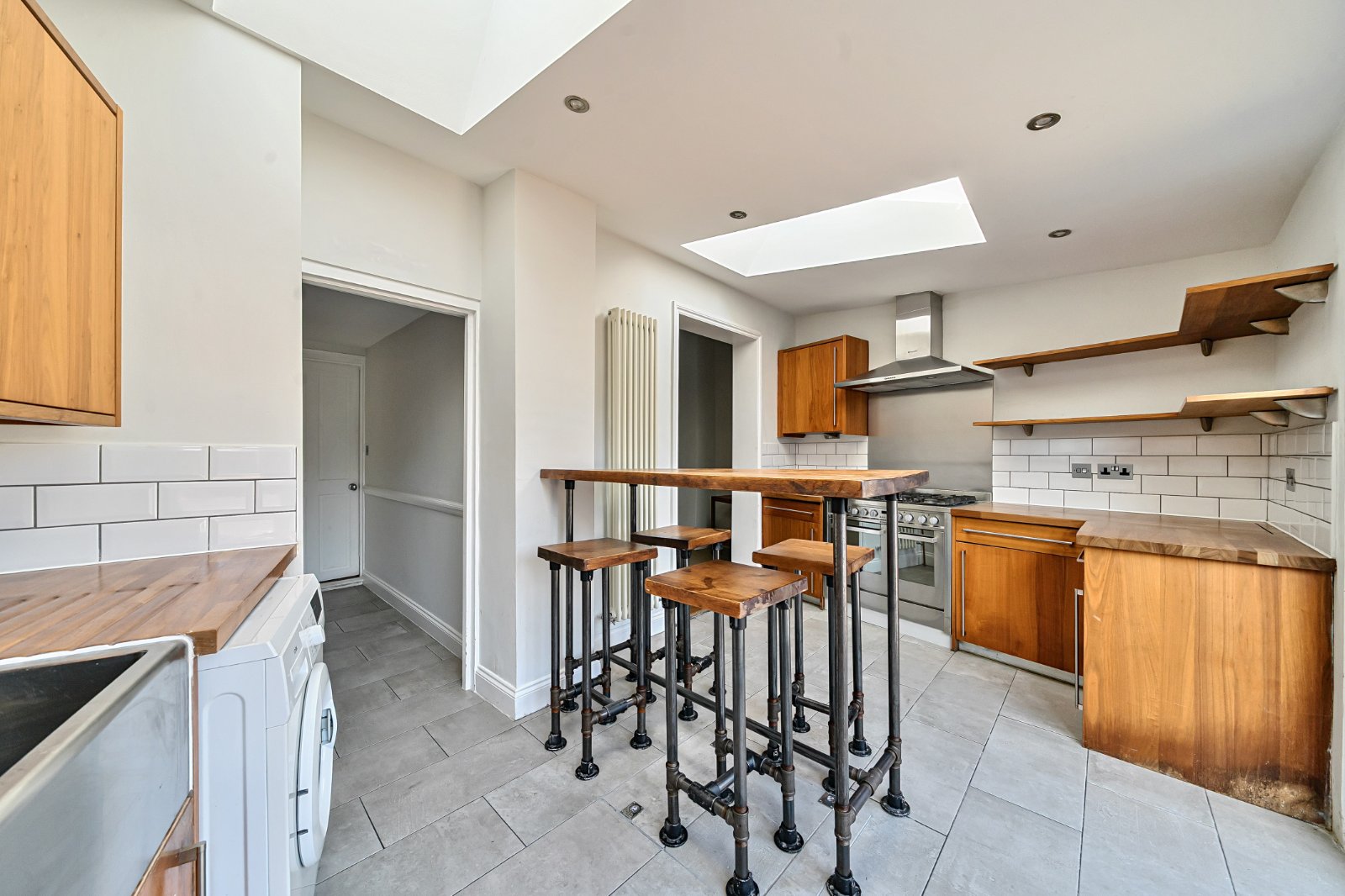 Links Road, Tooting, London, SW17