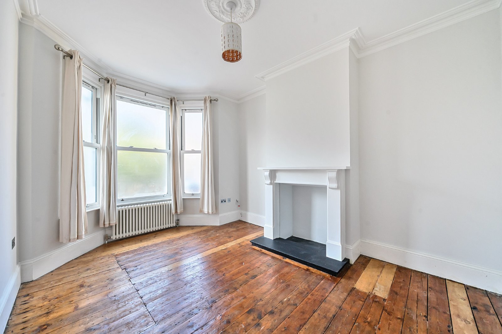 Links Road, Tooting, London, SW17