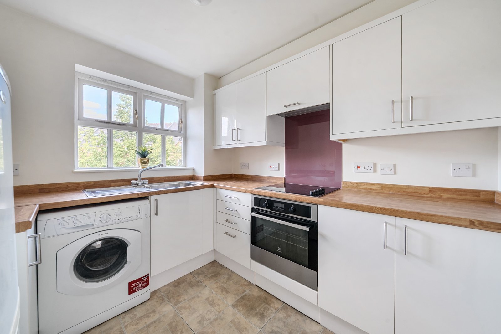 Macmillan Way, London, SW17