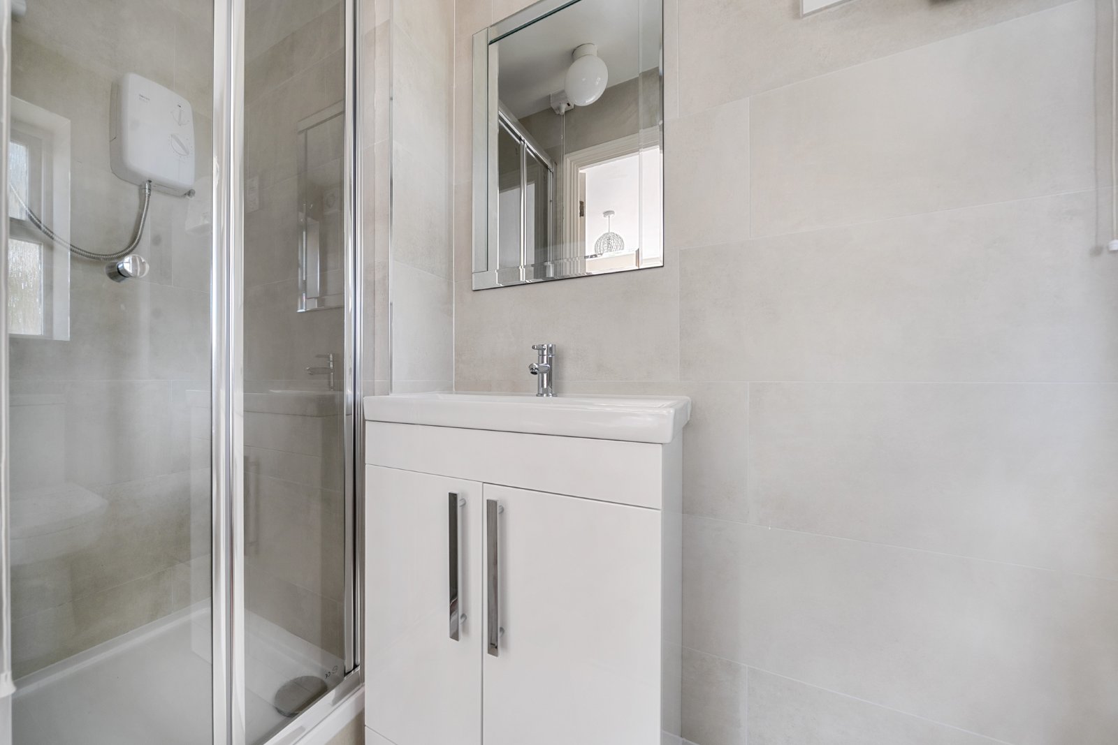 Macmillan Way, London, SW17