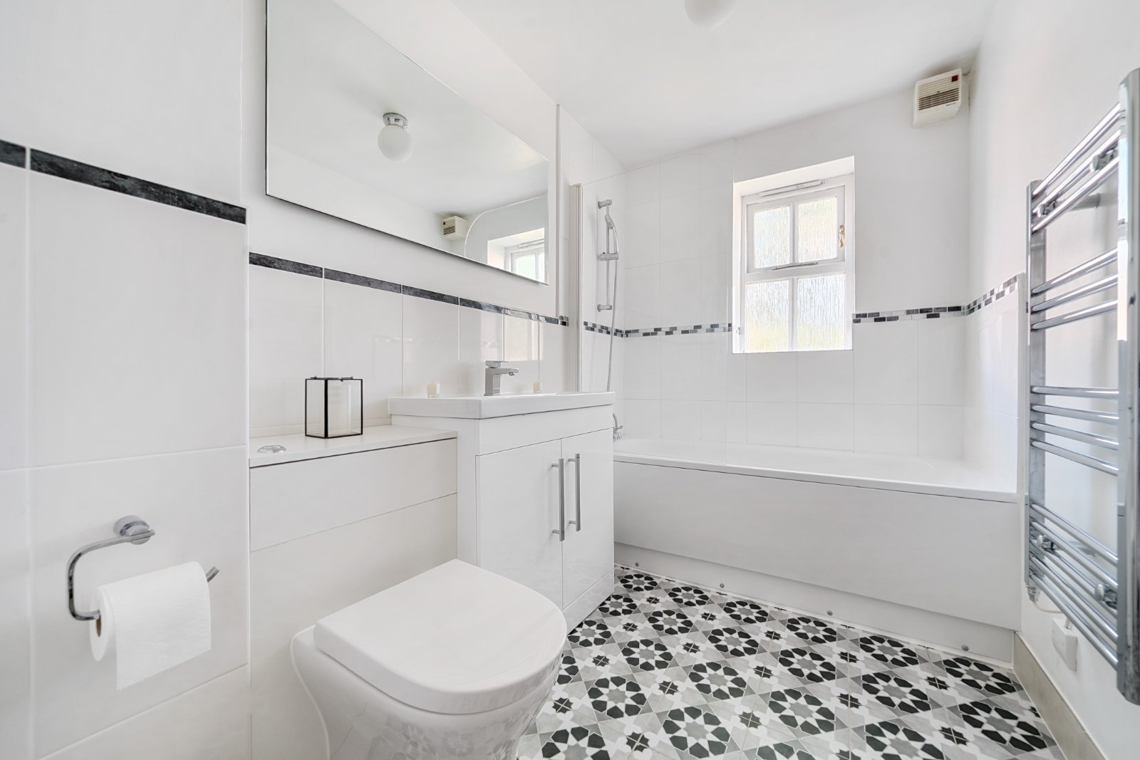 Macmillan Way, London, SW17