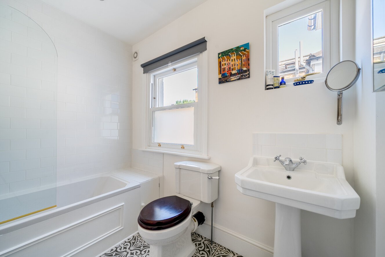 Thurlestone Road, London, SE27