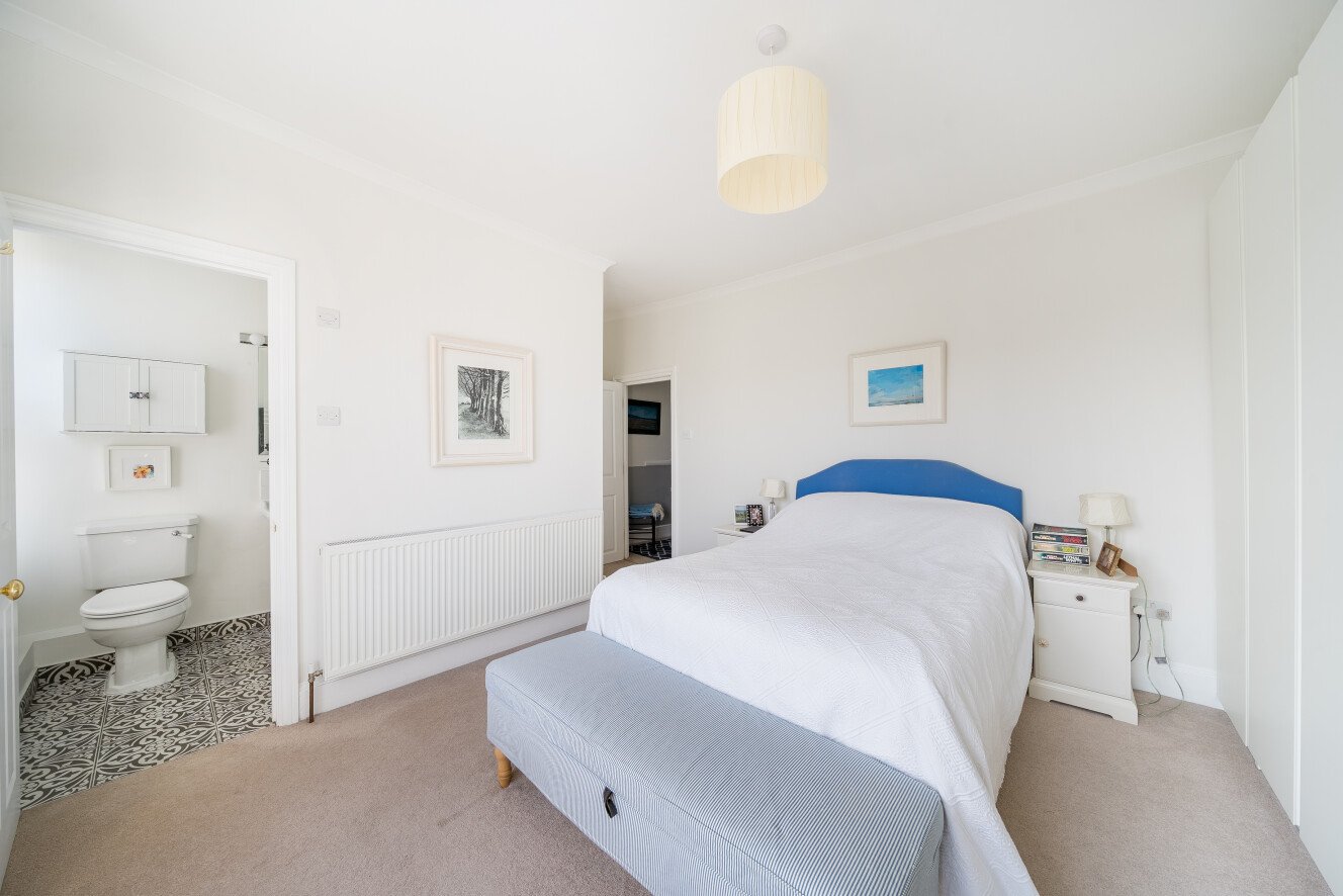 Thurlestone Road, London, SE27