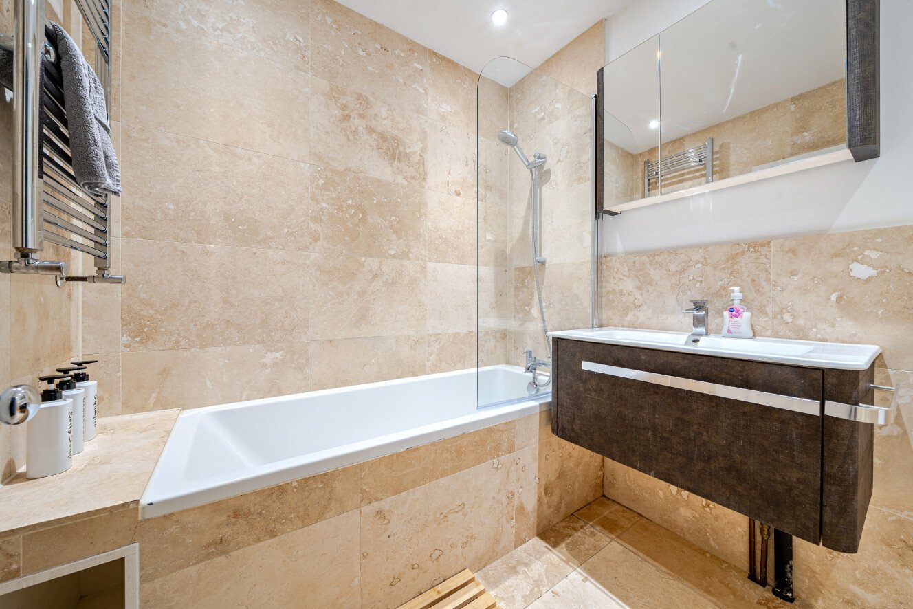 Thurlow Hill, West Dulwich, London, SE21