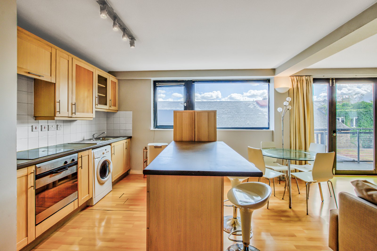 The Grange, Kilburn High Road, London, NW6