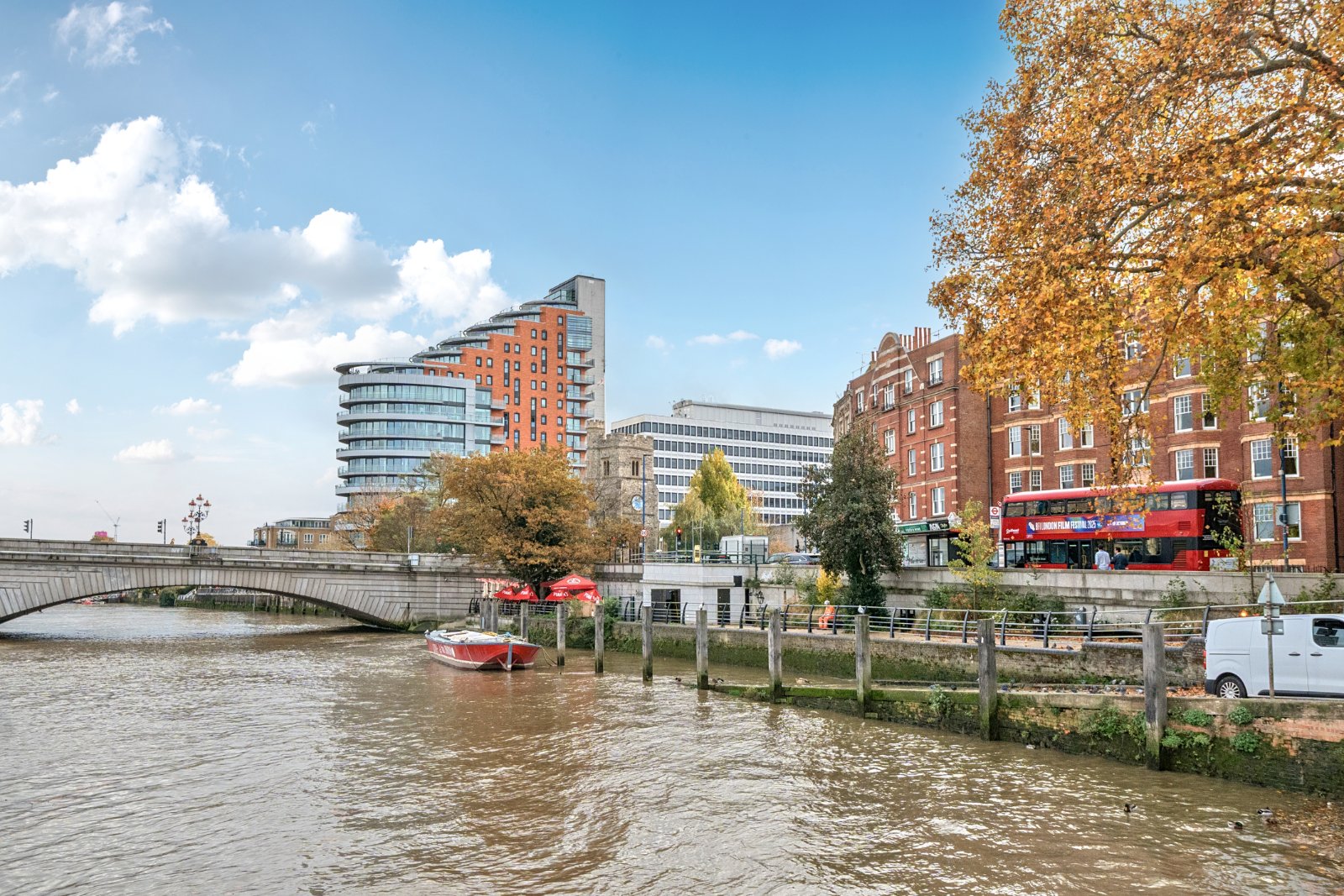 Putney High Street, Putney, London, SW15