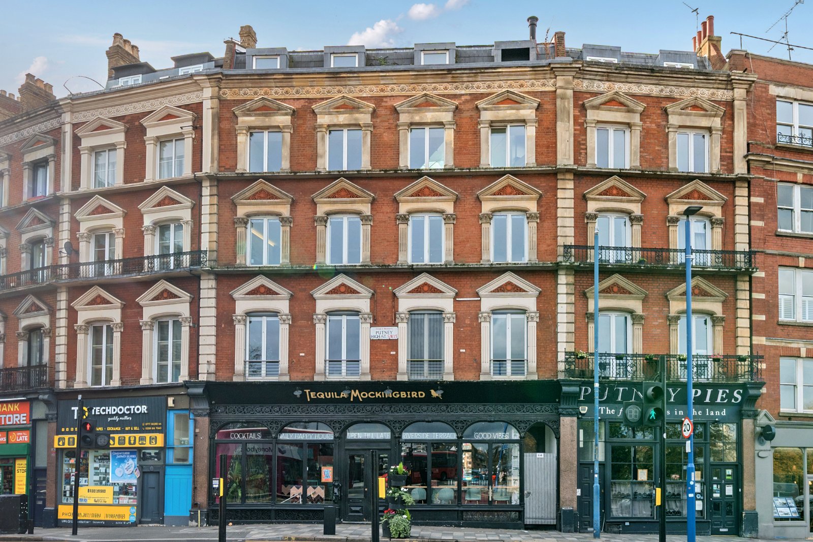 Putney High Street, Putney, London, SW15