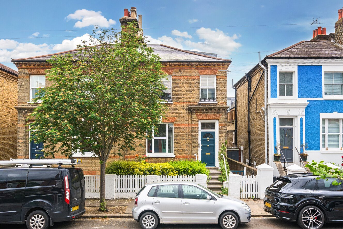 Stanbridge Road, Putney, London, SW15 - Kinleigh Folkard & Hayward