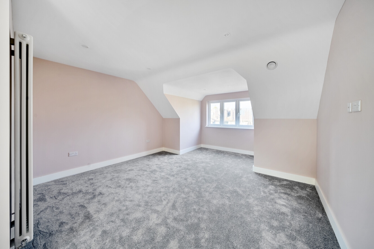 St. Dunstans Avenue, London, W3