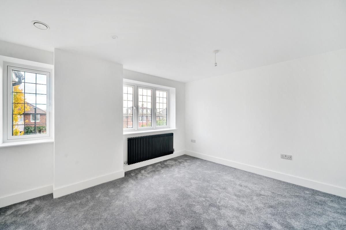 St. Dunstans Avenue, London, W3