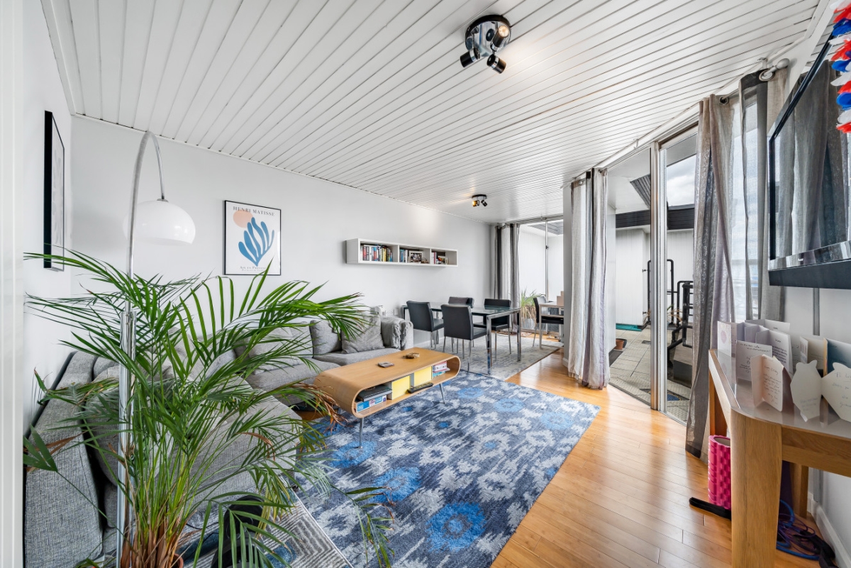 Nightingale Lane, London, SW12