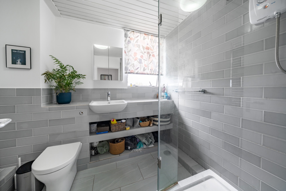 Nightingale Lane, London, SW12