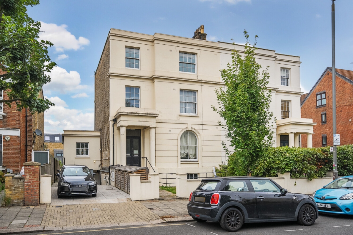 Old Devonshire Road, London, SW12