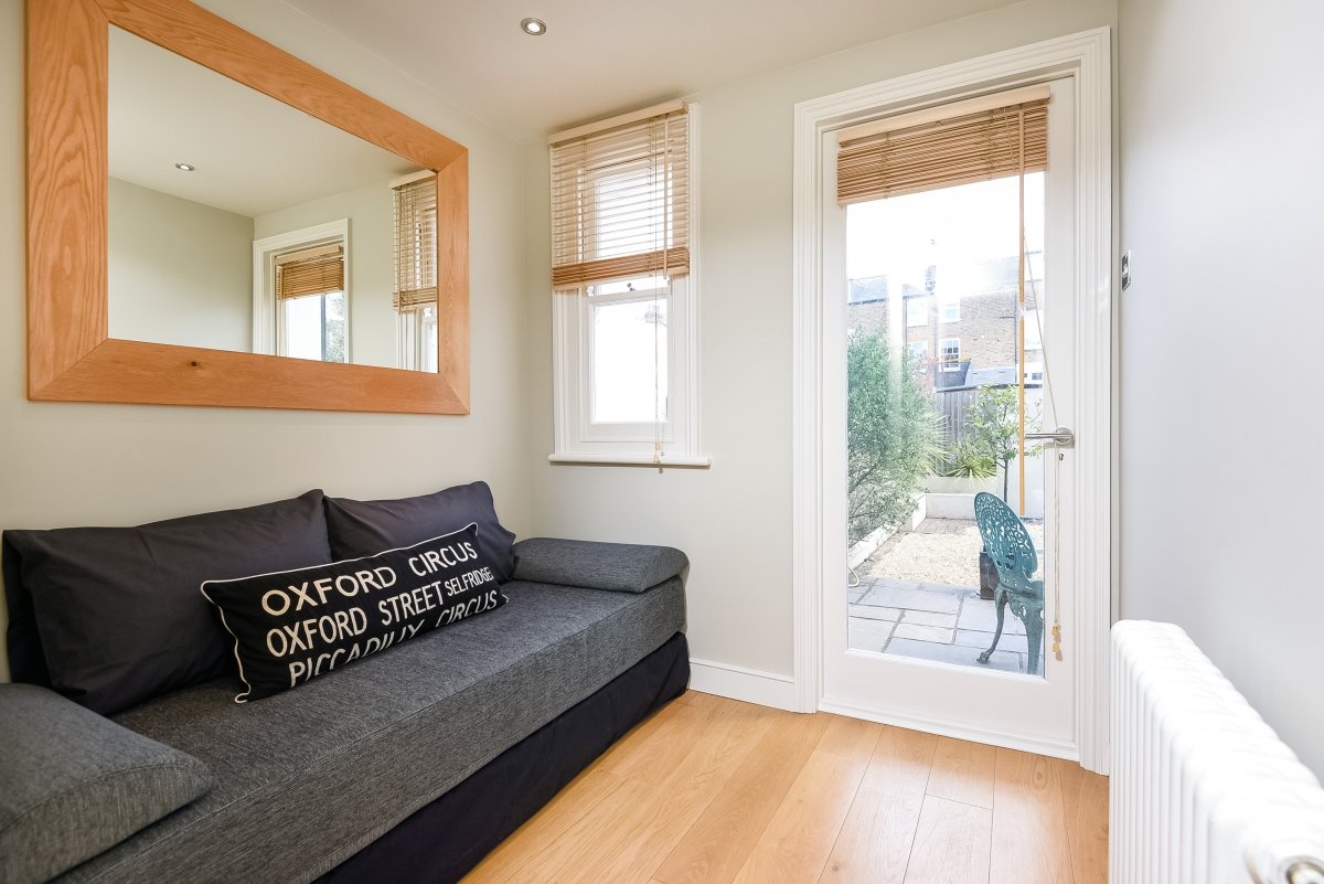 Manville Road, Balham, London, SW17