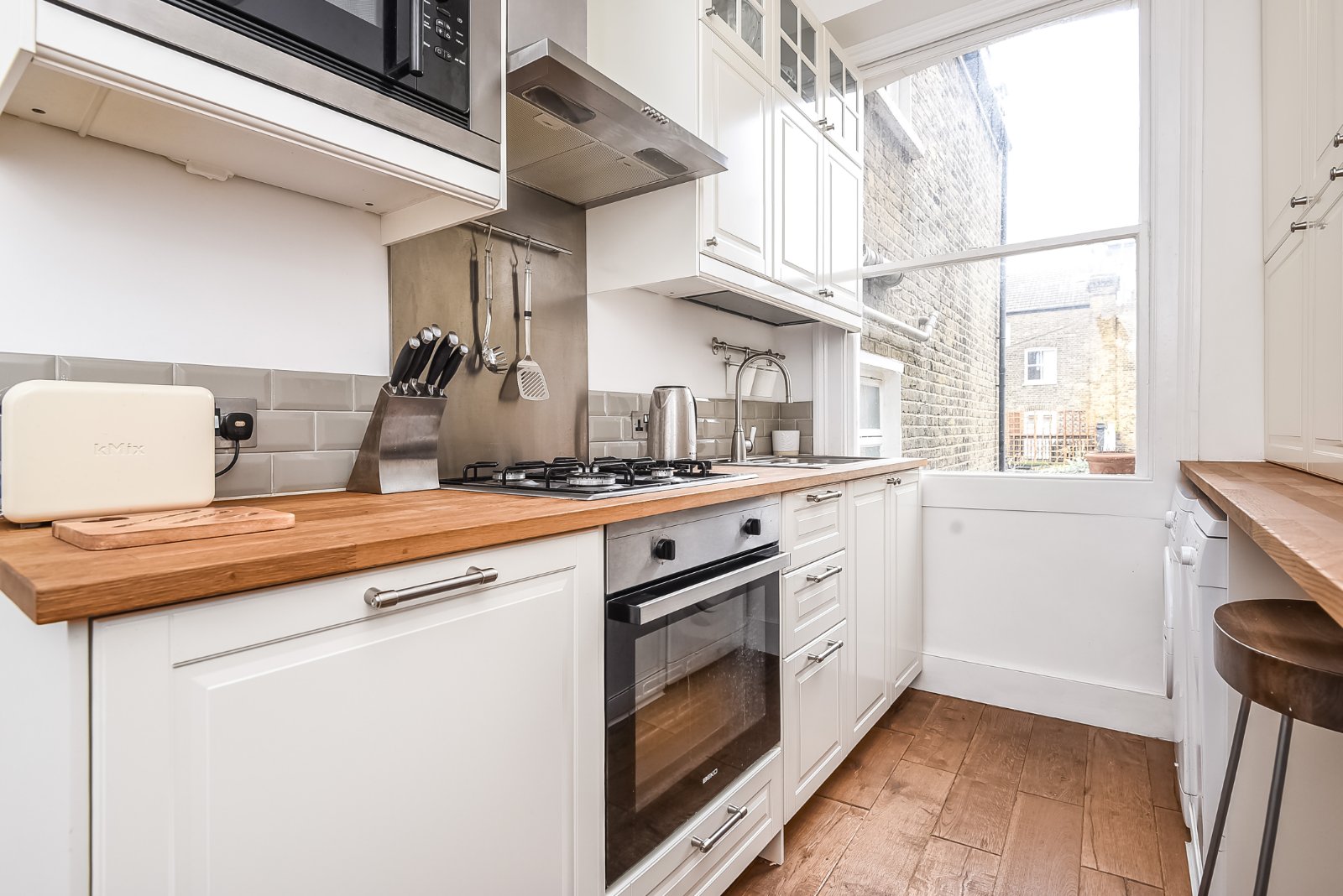 Comyn Road, London, SW11