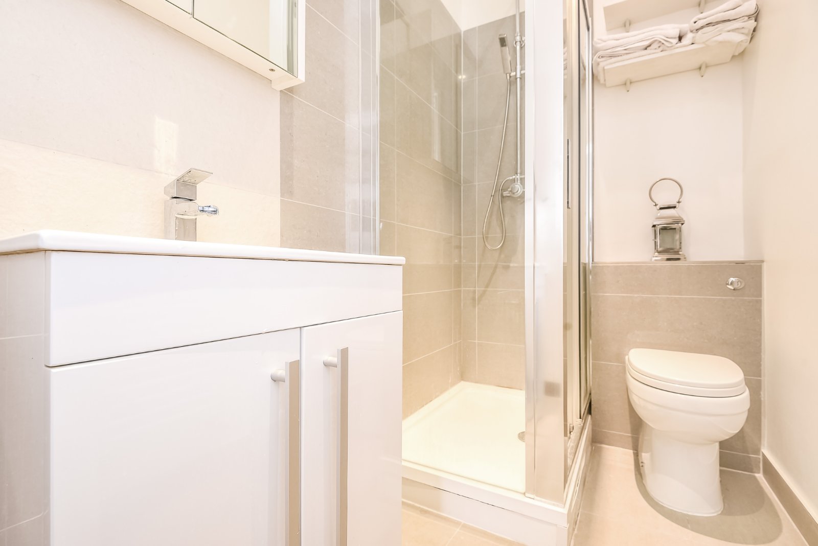 Comyn Road, London, SW11