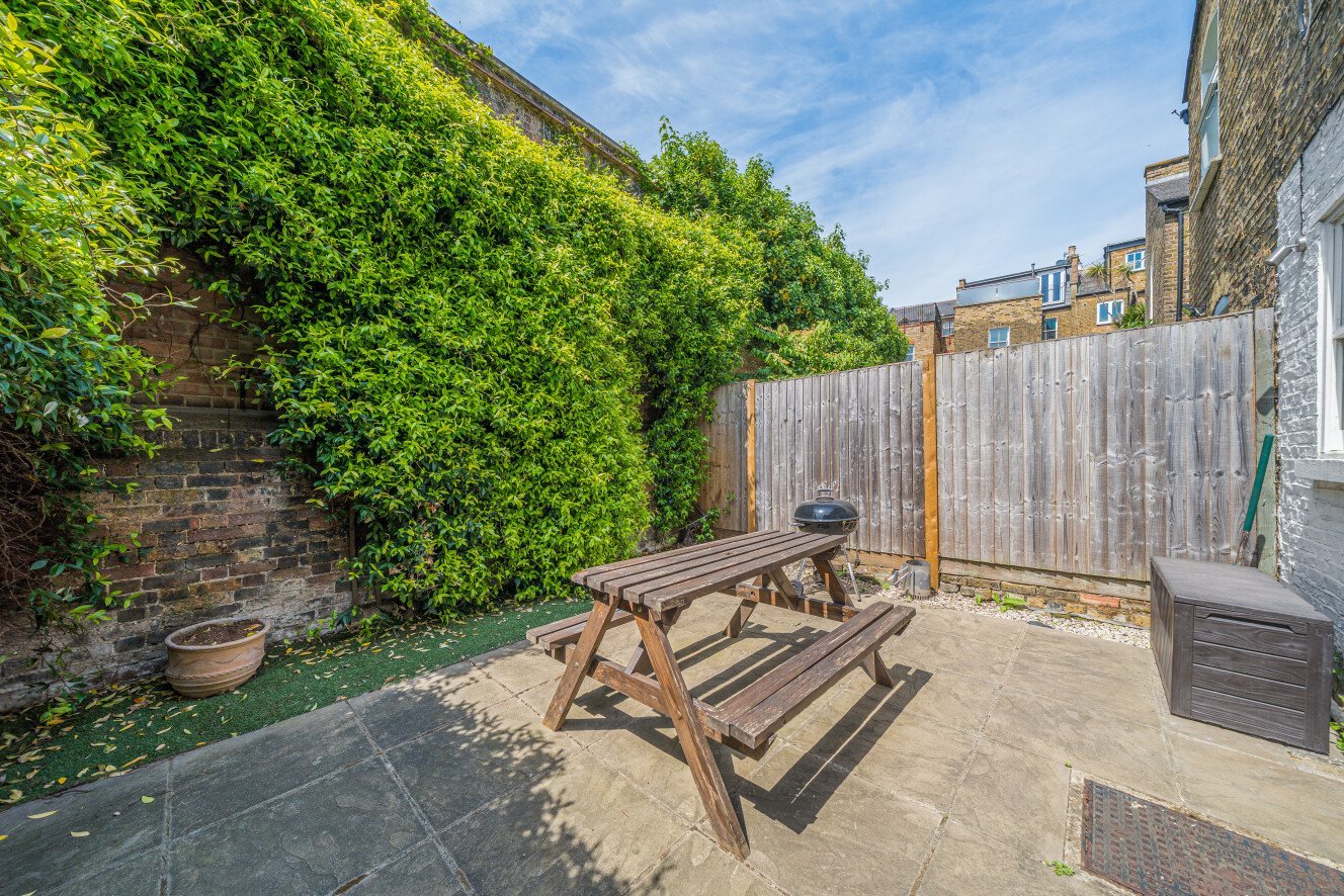 Almeric Road, London, SW11