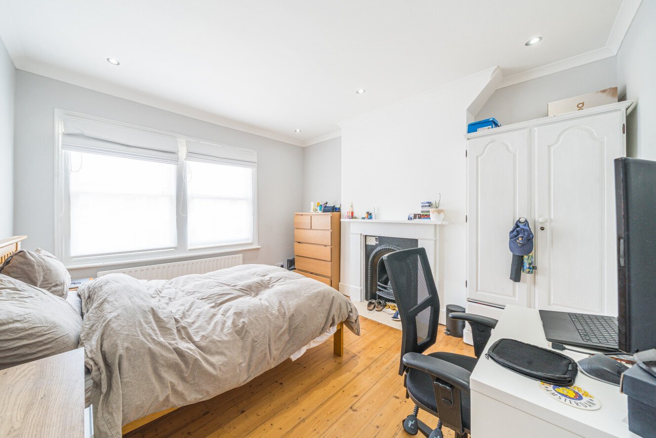 Almeric Road, London, SW11