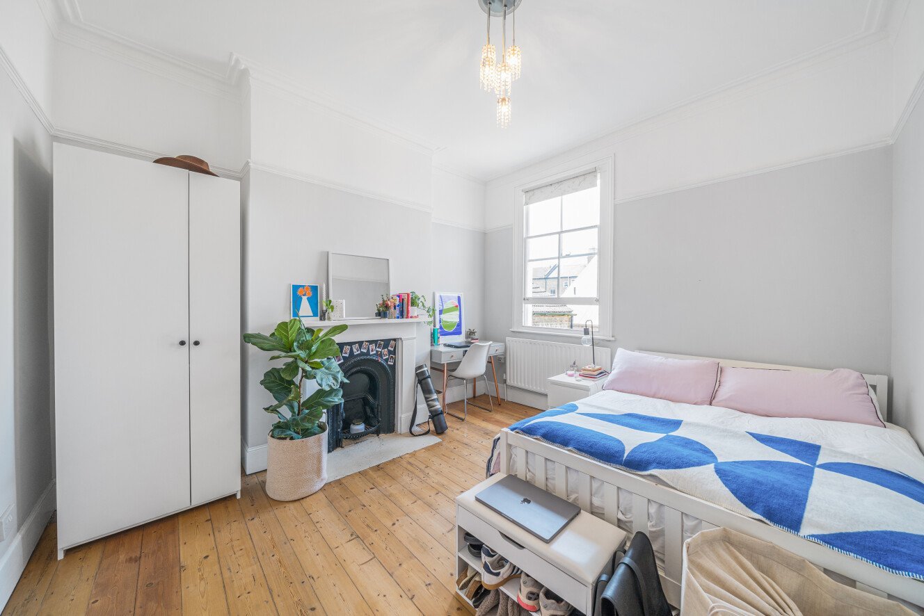 Almeric Road, London, SW11