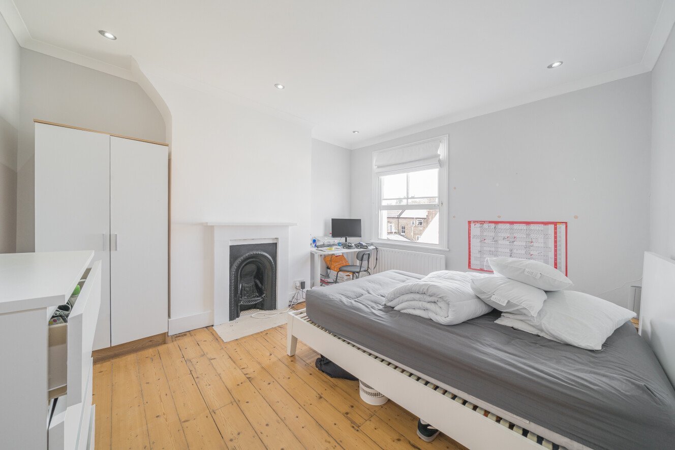 Almeric Road, London, SW11