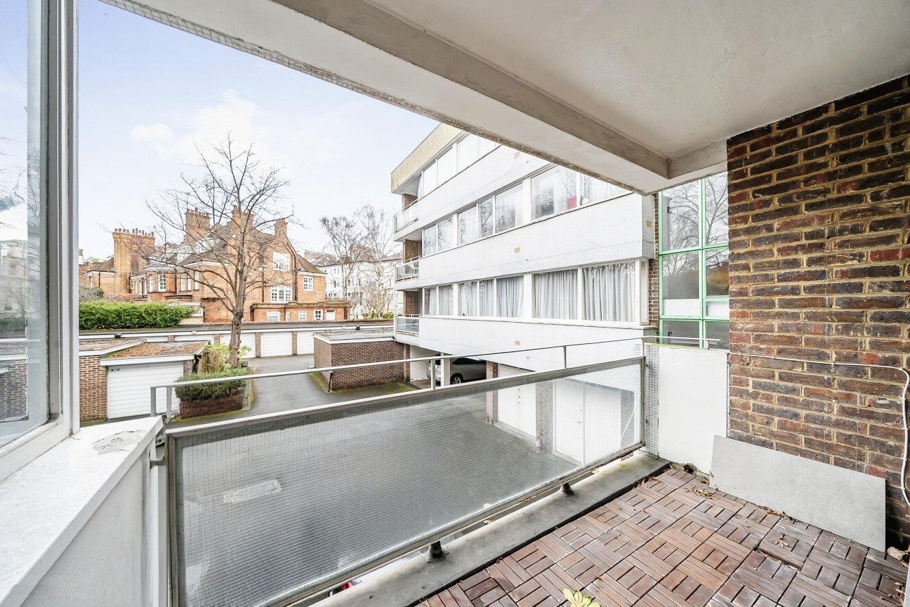 Eton Avenue, Belsize Park, London, NW3