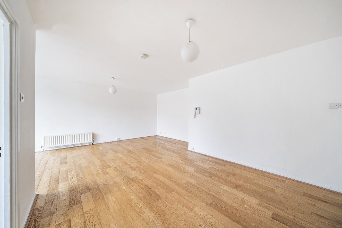 Eton Avenue, Belsize Park, London, NW3