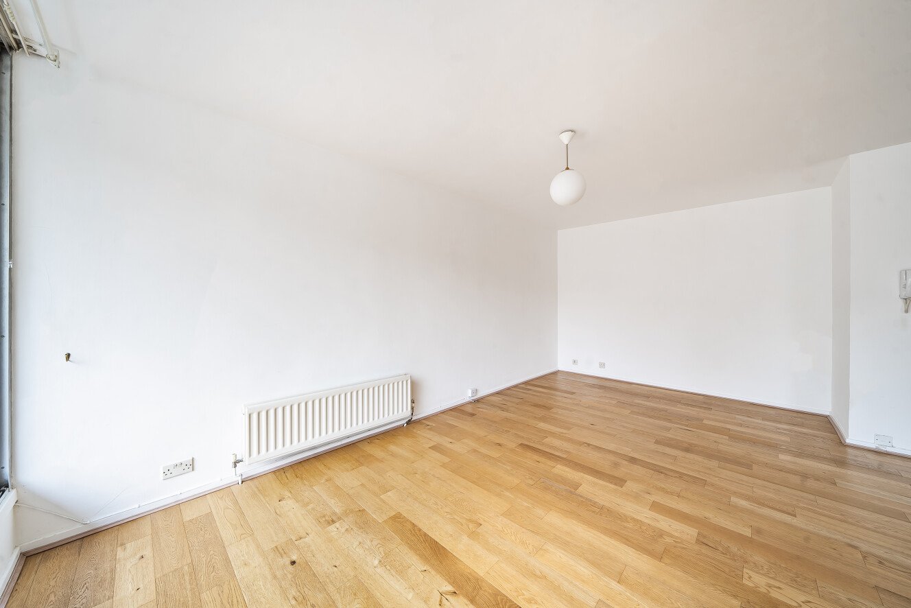 Eton Avenue, Belsize Park, London, NW3