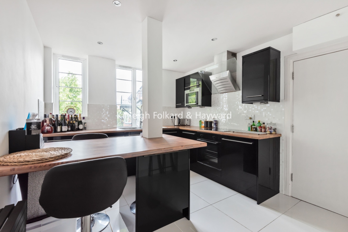 Finchley Road, Hampstead, London, NW3