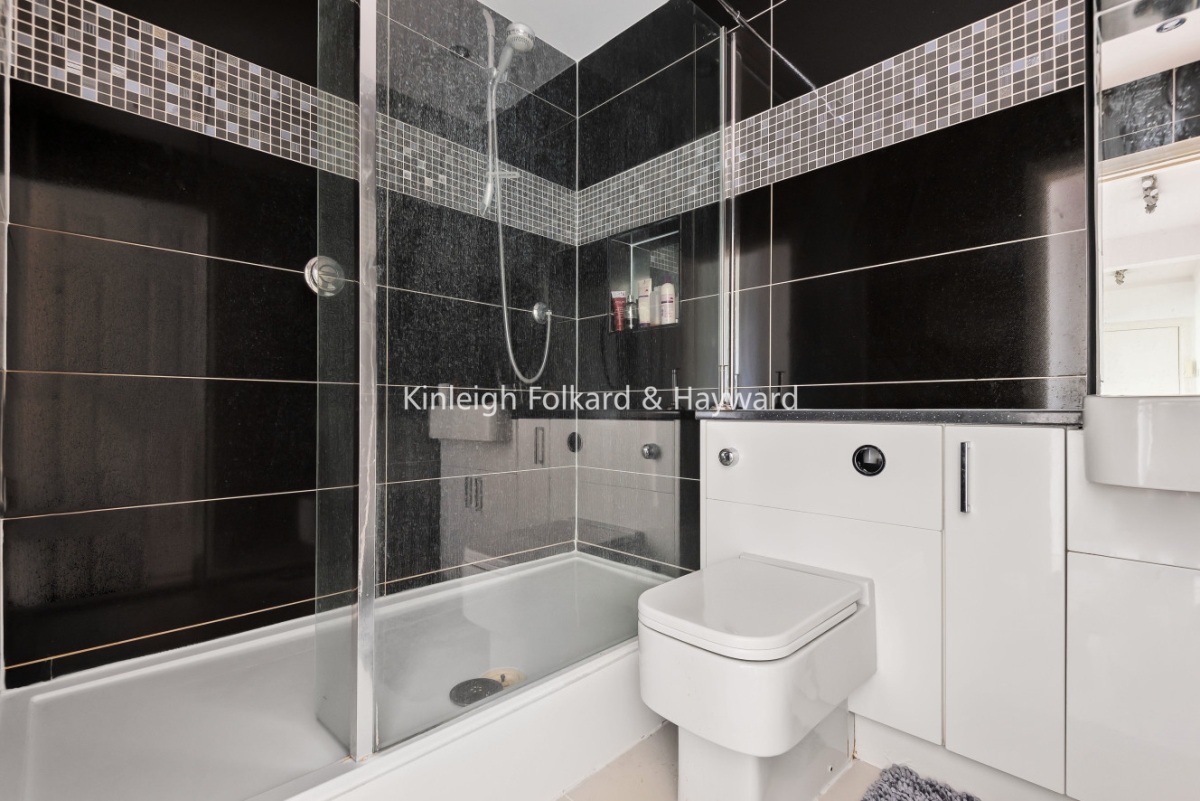 Finchley Road, Hampstead, London, NW3