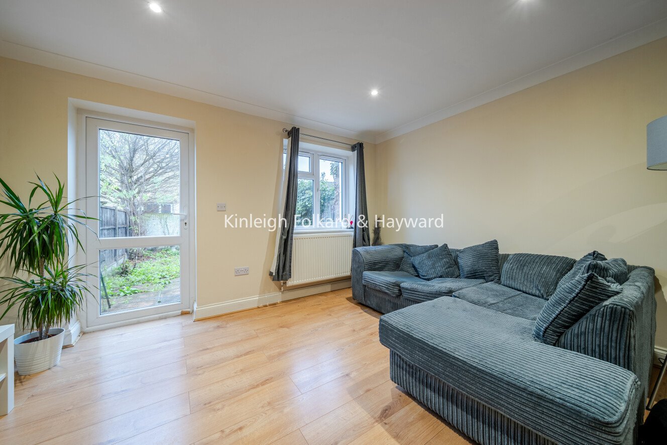 Groom Close, Bromley, Kent, BR2 - Kinleigh Folkard & Hayward