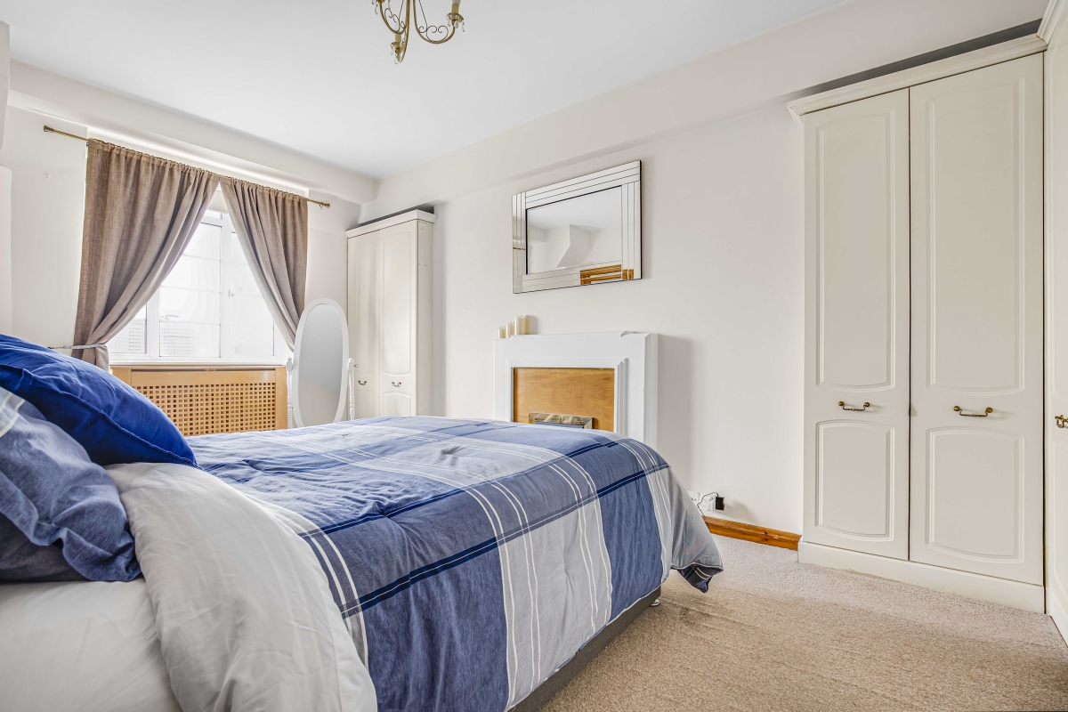 Hammersmith Road, London, W6