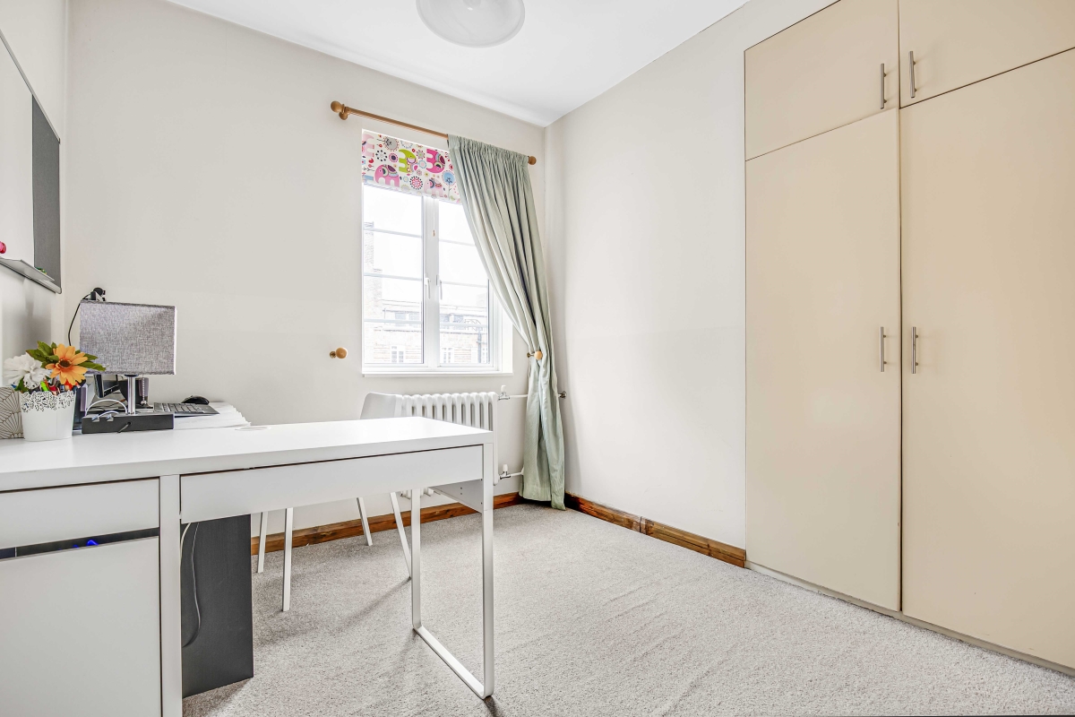 Hammersmith Road, London, W6