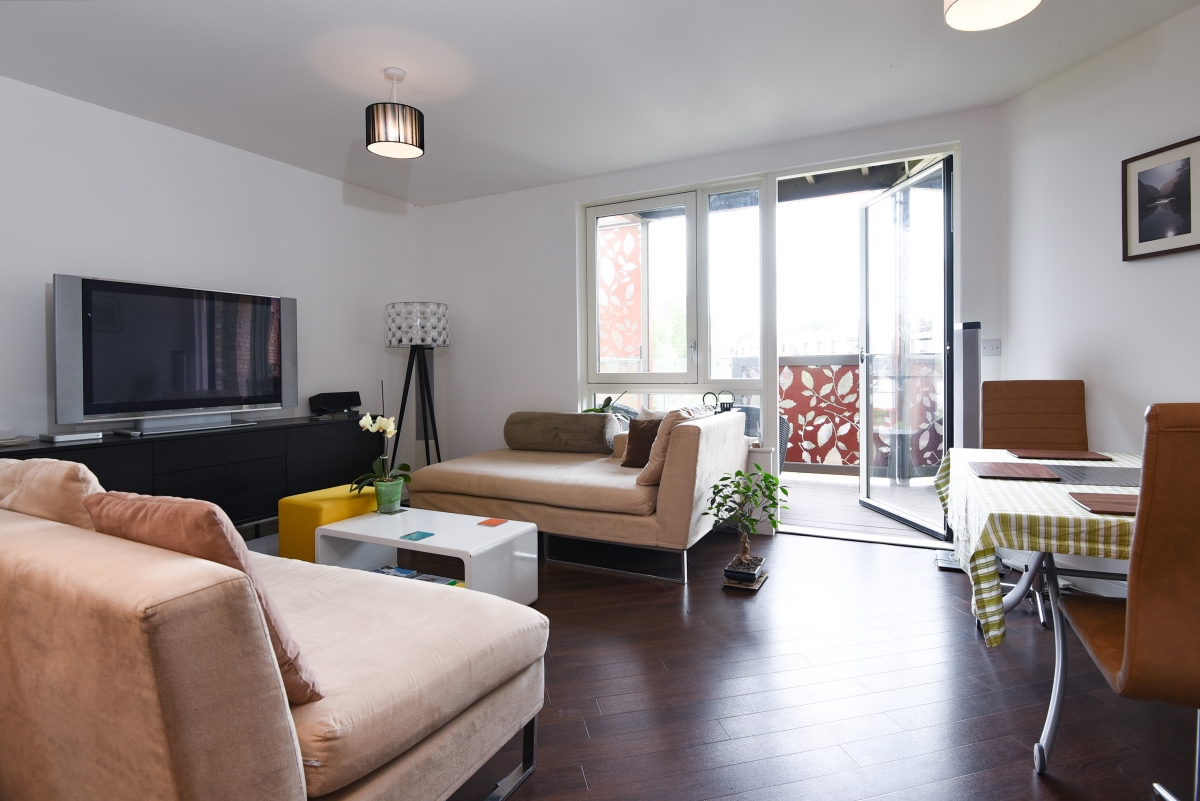 Blondin Way, Surrey Quays, London, SE16