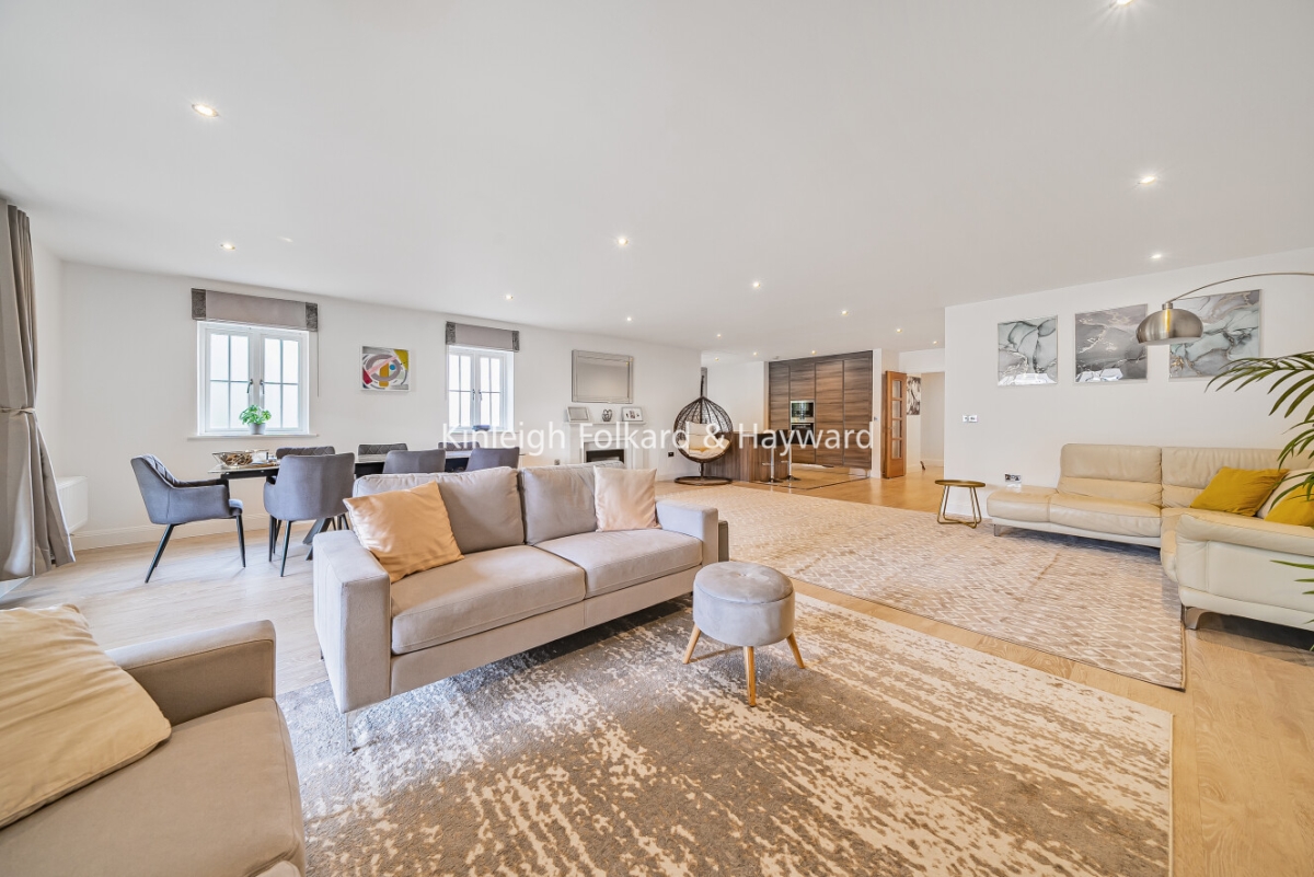 Bickley Park Road, Bromley, BR1 - Kinleigh Folkard & Hayward