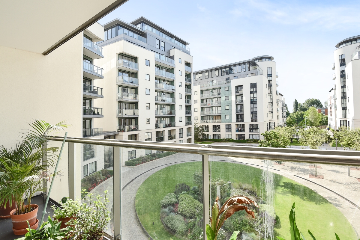 Pump House Crescent, London, TW8 - Kinleigh Folkard & Hayward