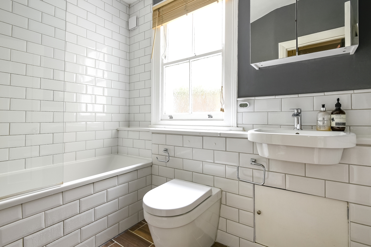 Mandalay Road, London, SW4