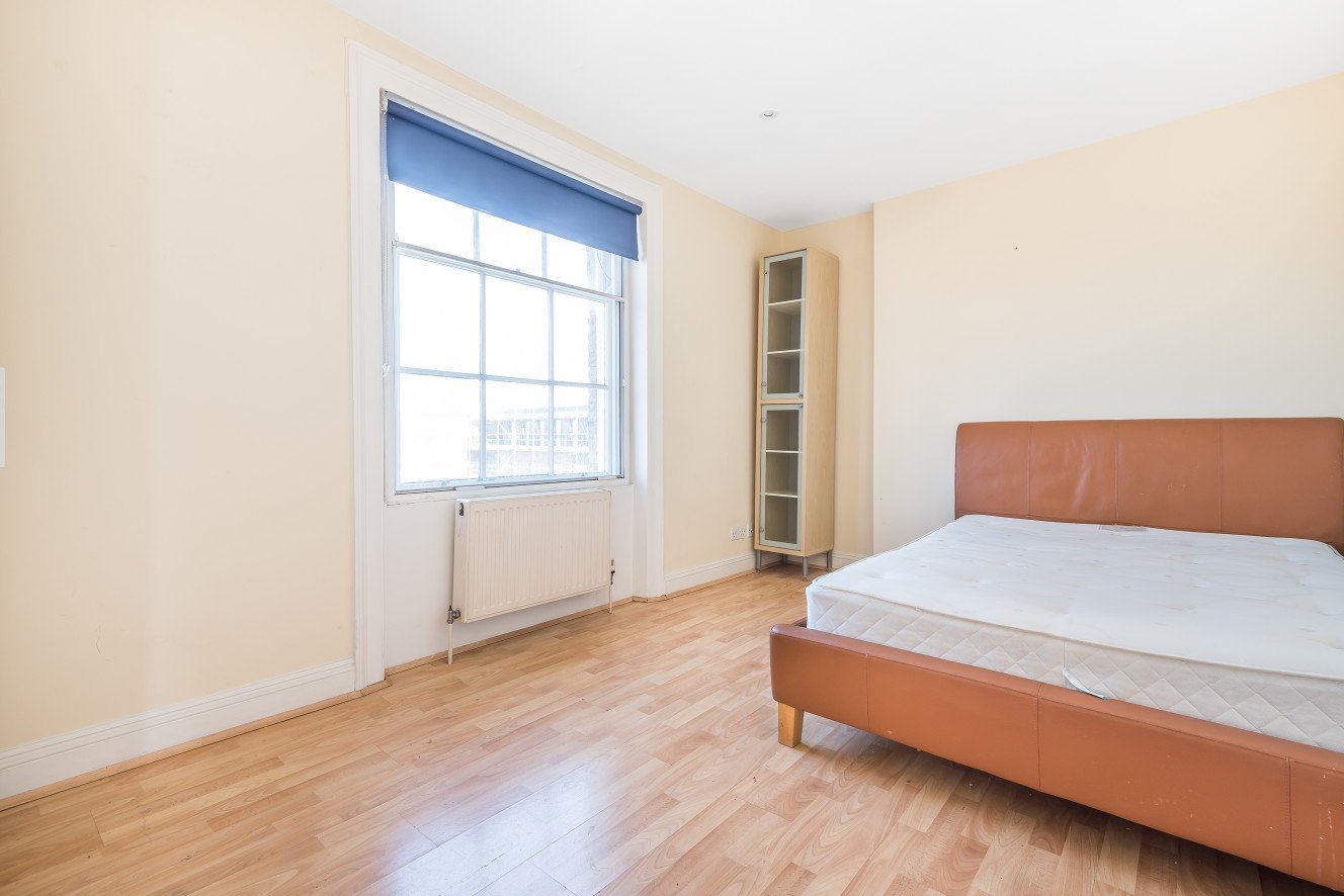 Wandsworth Road, London, SW8