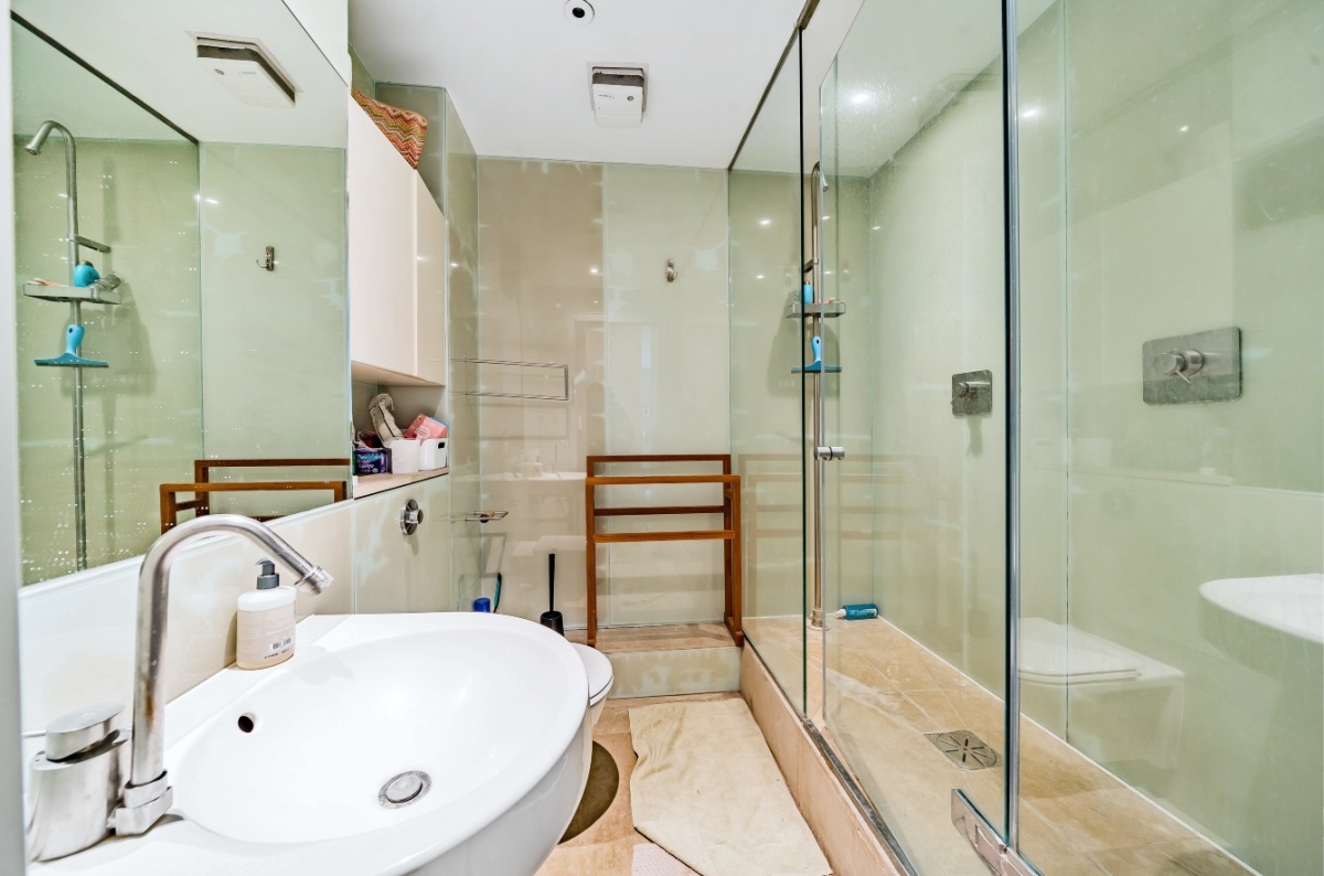 Pear Tree Street, London, EC1V