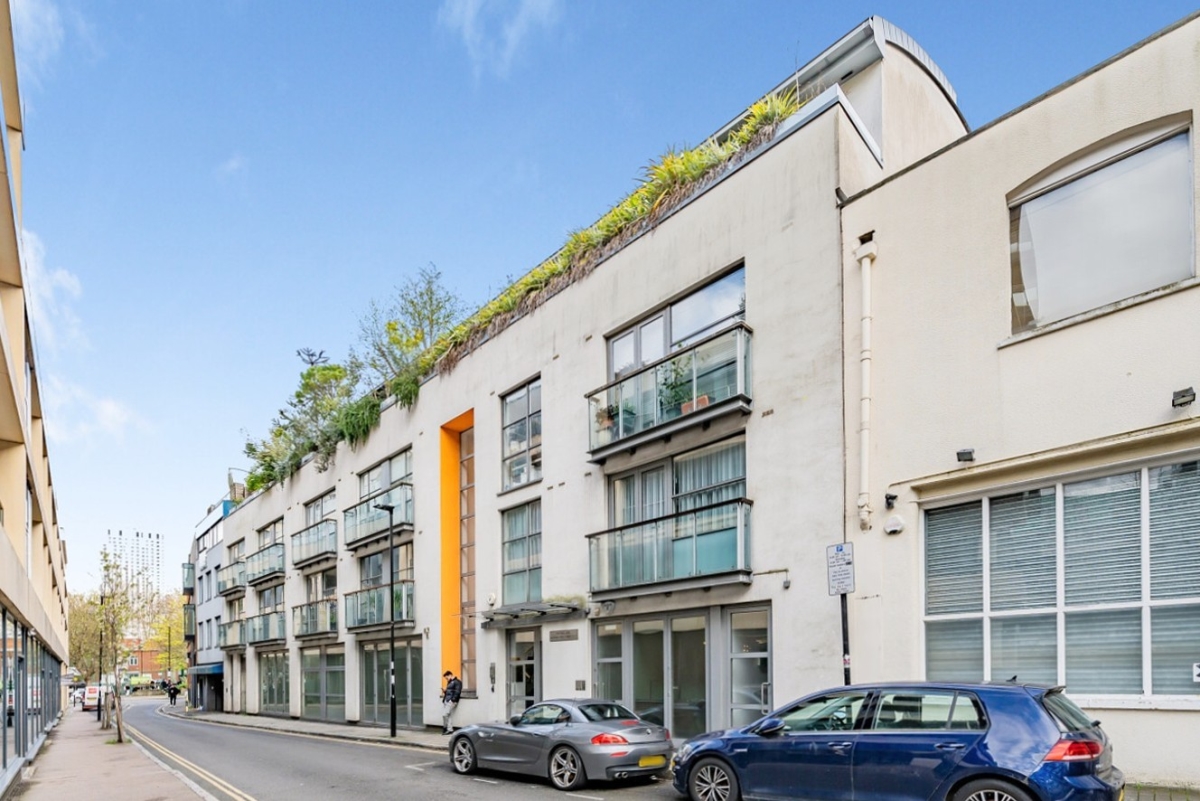 Pear Tree Street, London, EC1V