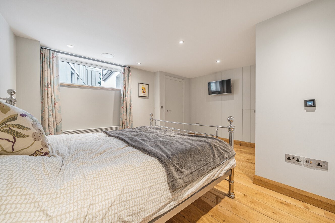 Brewery Square, London, EC1V