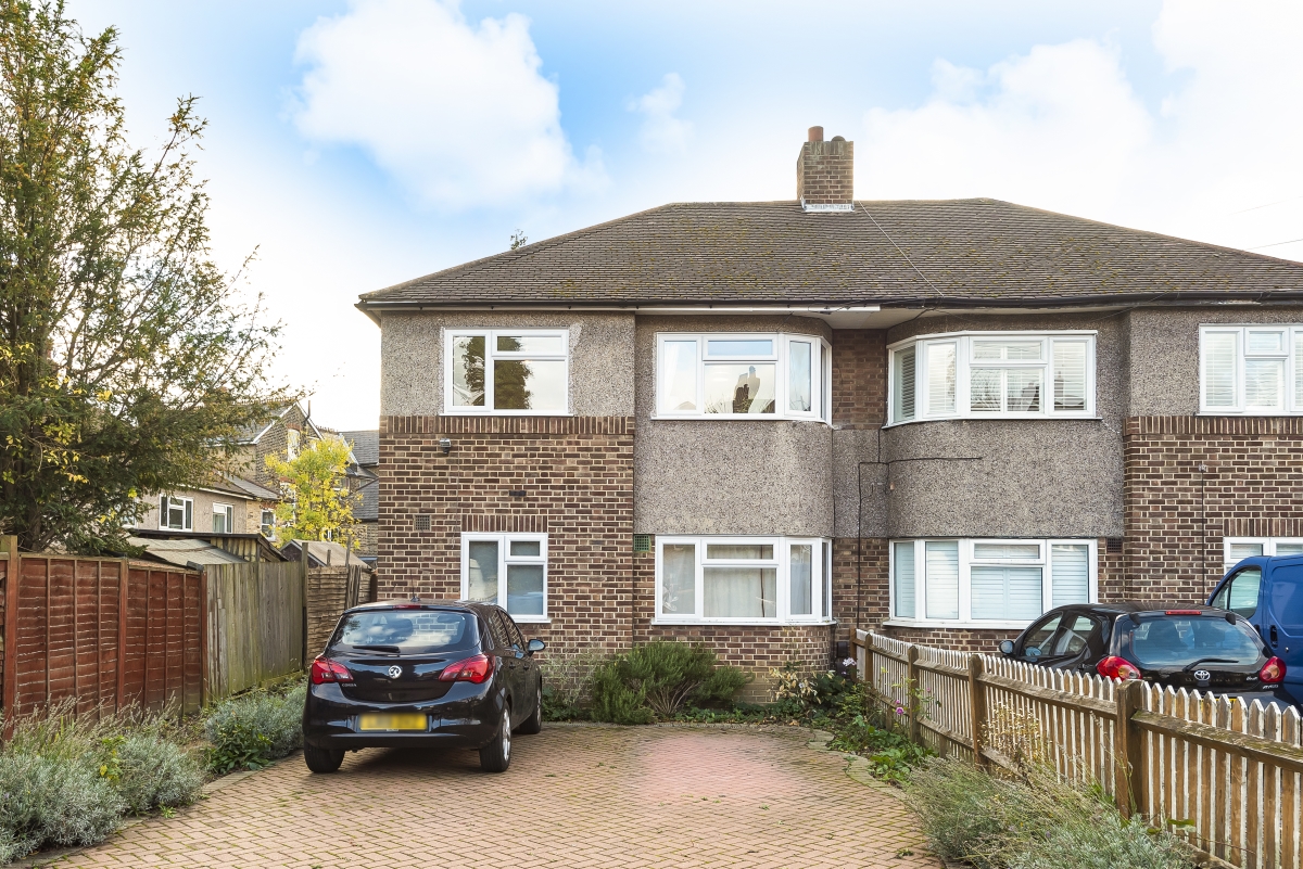 Holmesdale Close, London, SE25