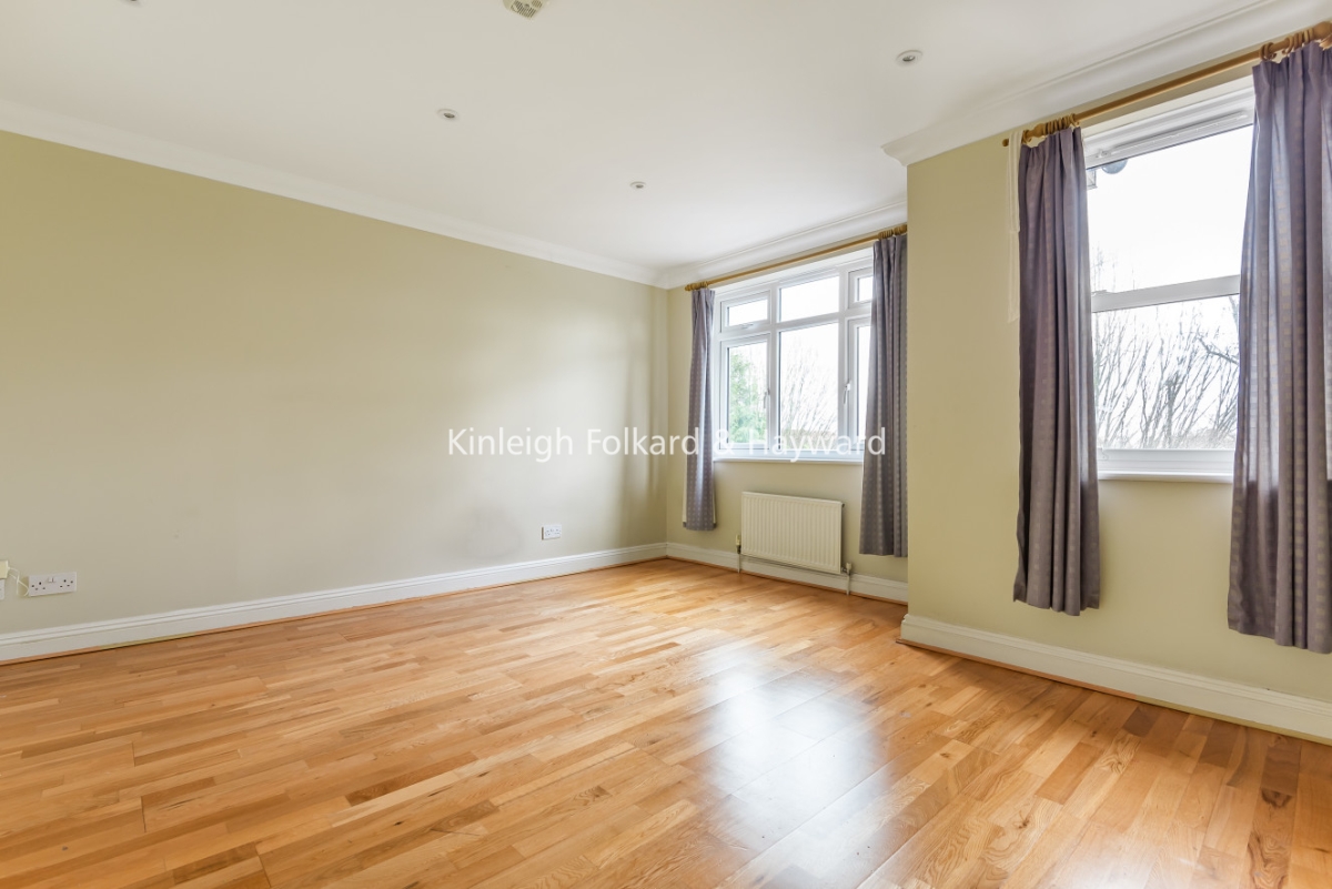 Lawrie Park Avenue, London, SE26