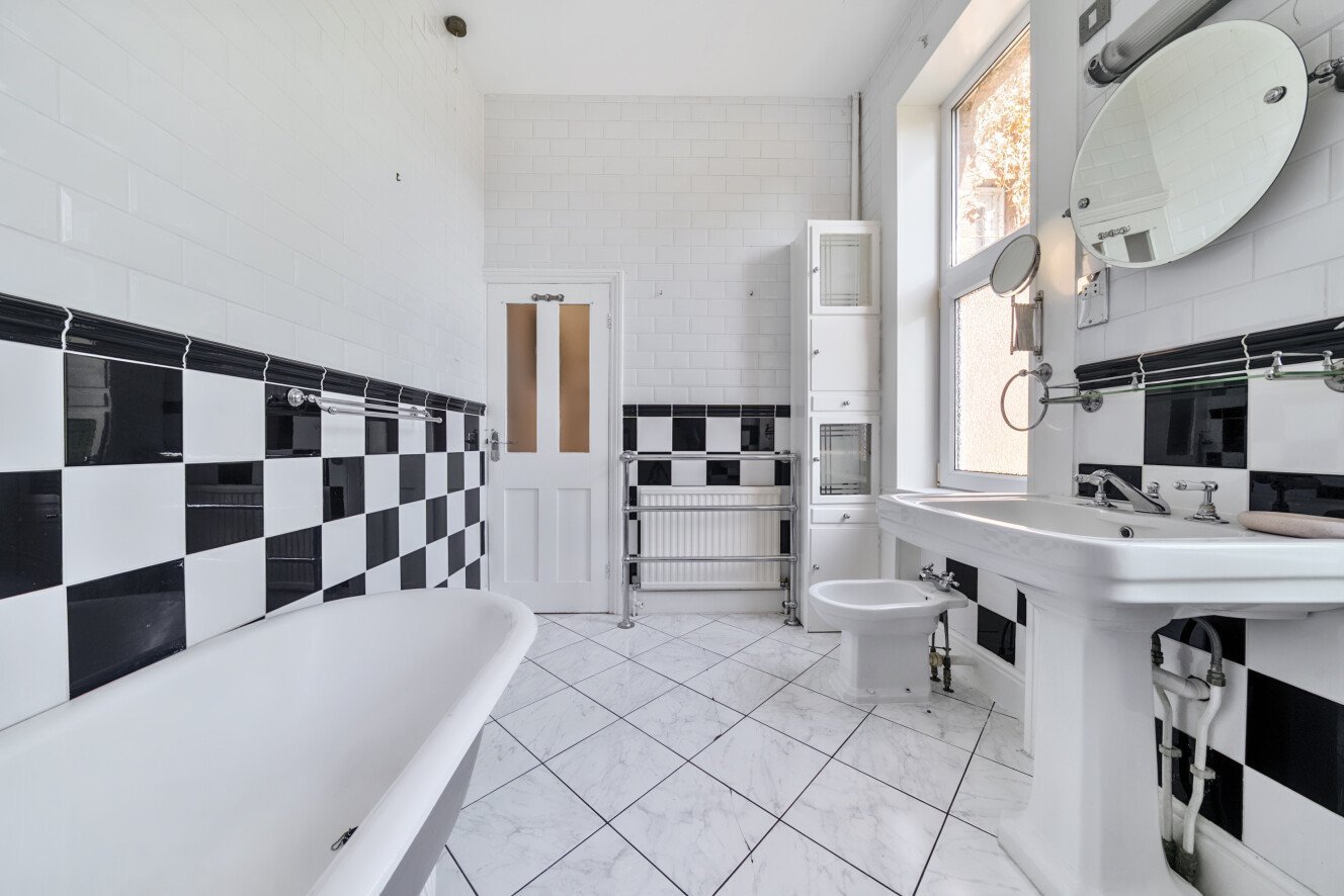 Mowbray Road, London, SE19