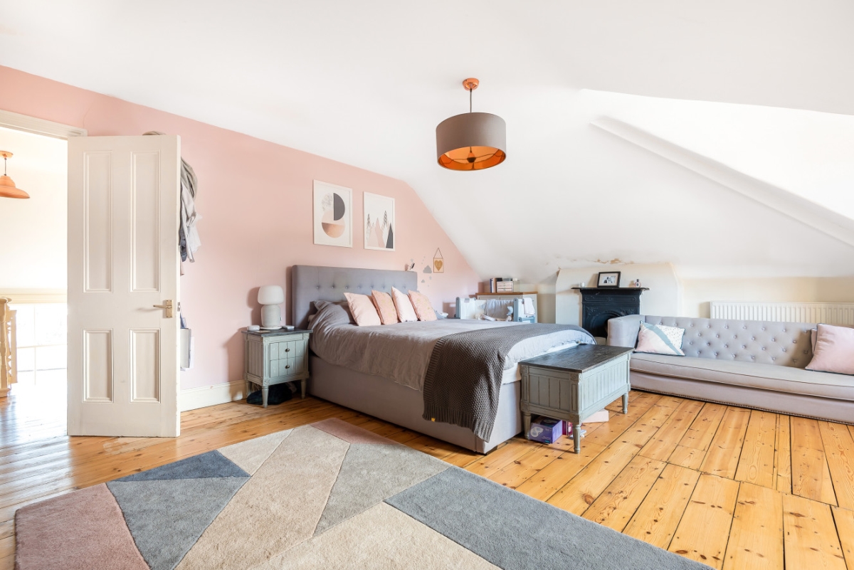 Thurlow Park Road, London, East Dulwich, SE21