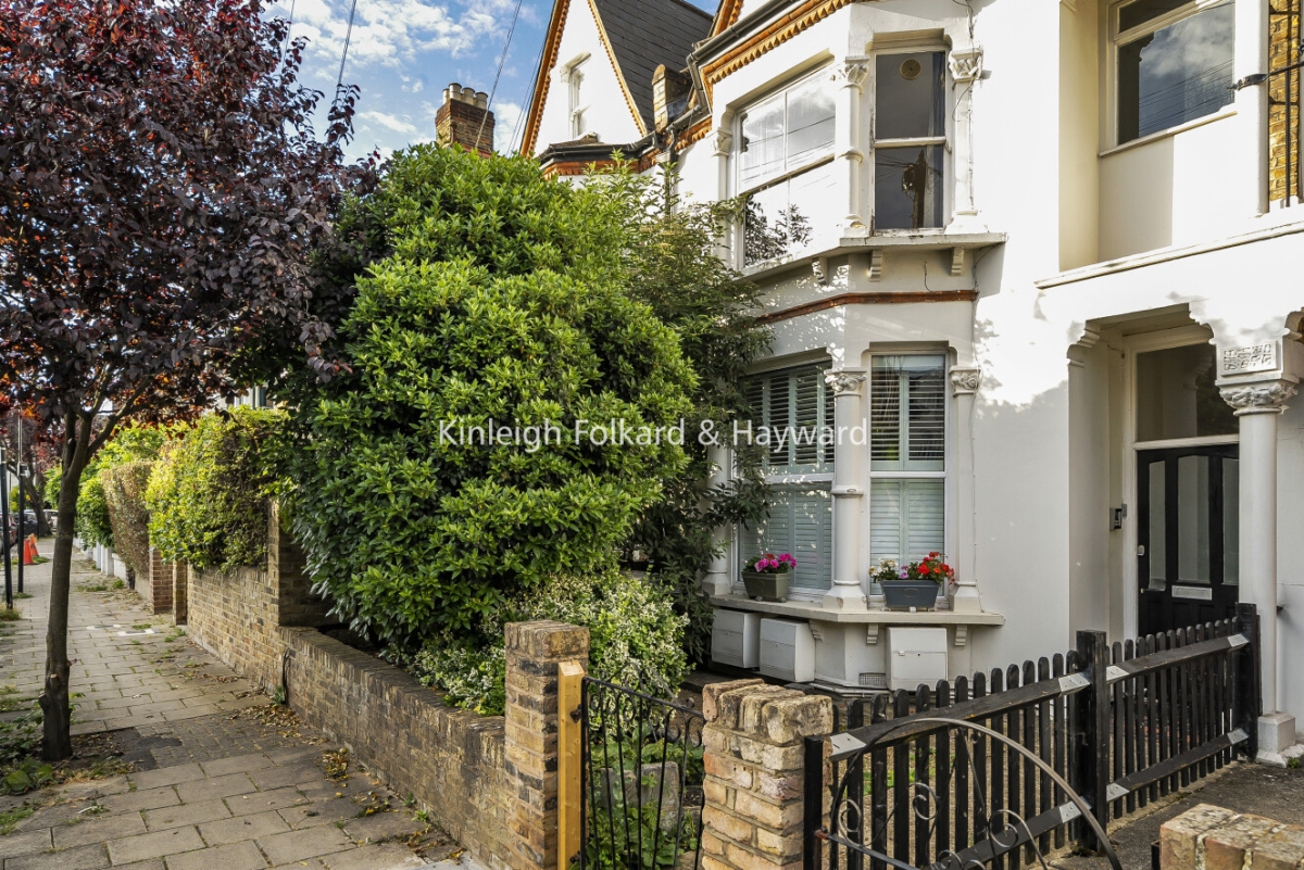 Romola Road, Herne Hill, London, SE24