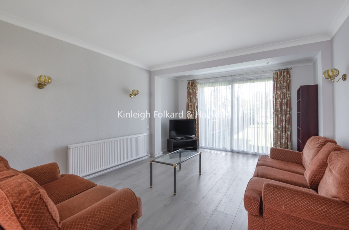 Southover, Woodside Park, London, N12 - Kinleigh Folkard & Hayward