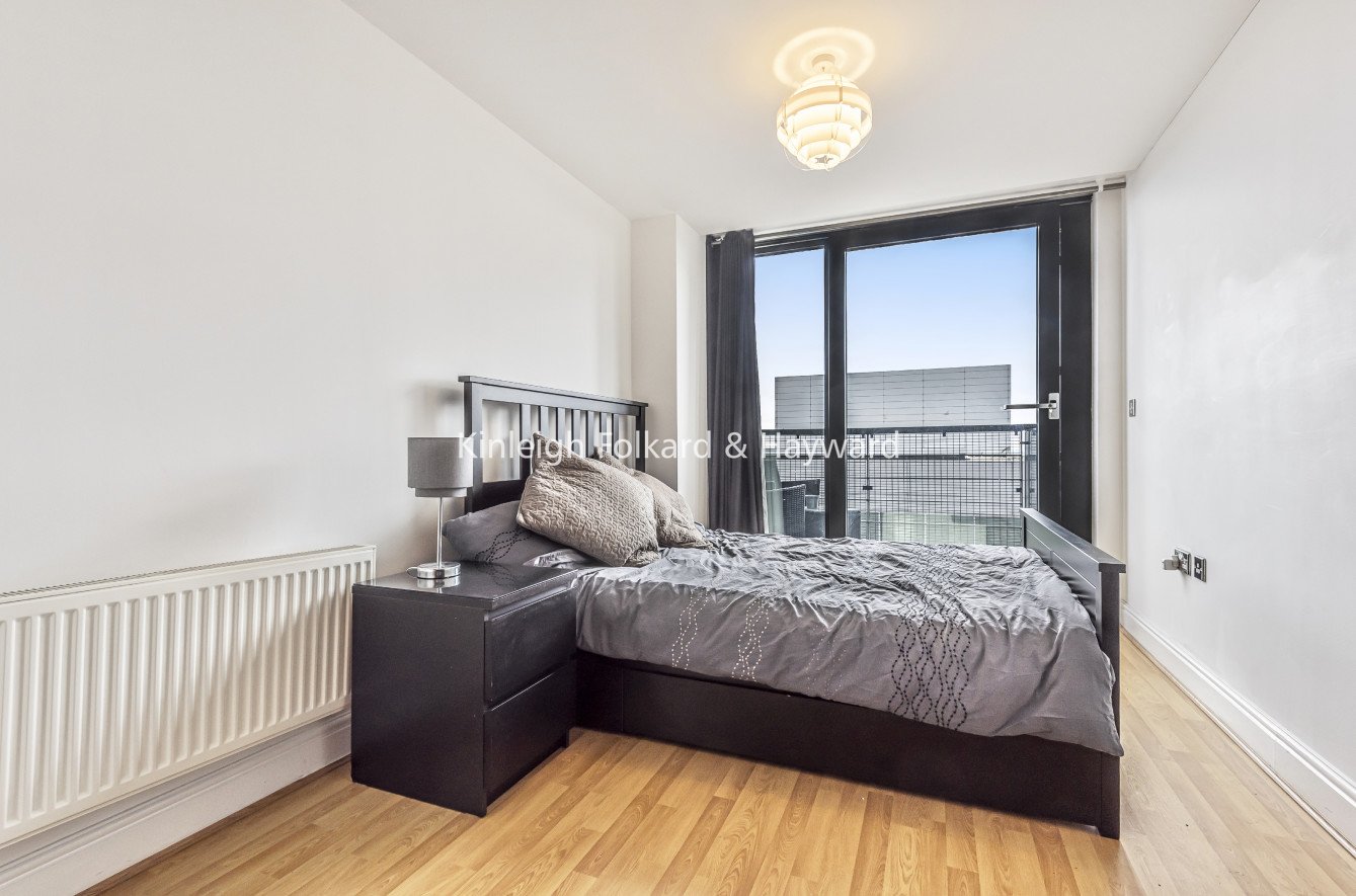 Kingsway, London, N12